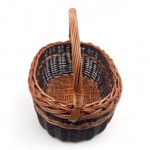 Cesta de mimbre con asa para almacenamiento y setas