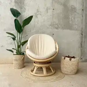 Sillón de bambú para interior o terraza.