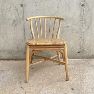 Silla de mimbre y bambú elegante