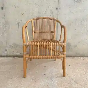 silla de mimbre y bambú para jardín o terraza