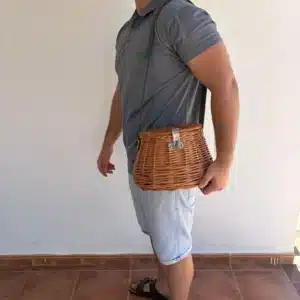 cesta de mimbre de pesca