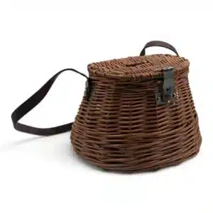 cesta de mimbre de pesca