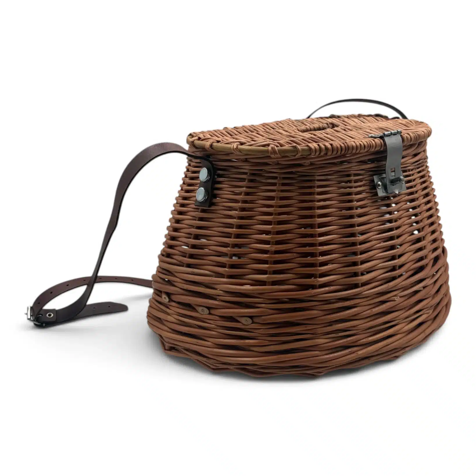 cesta de mimbre de pesca