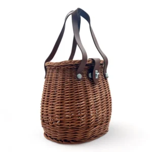 cesta de mimbre para picnic con tapadera
