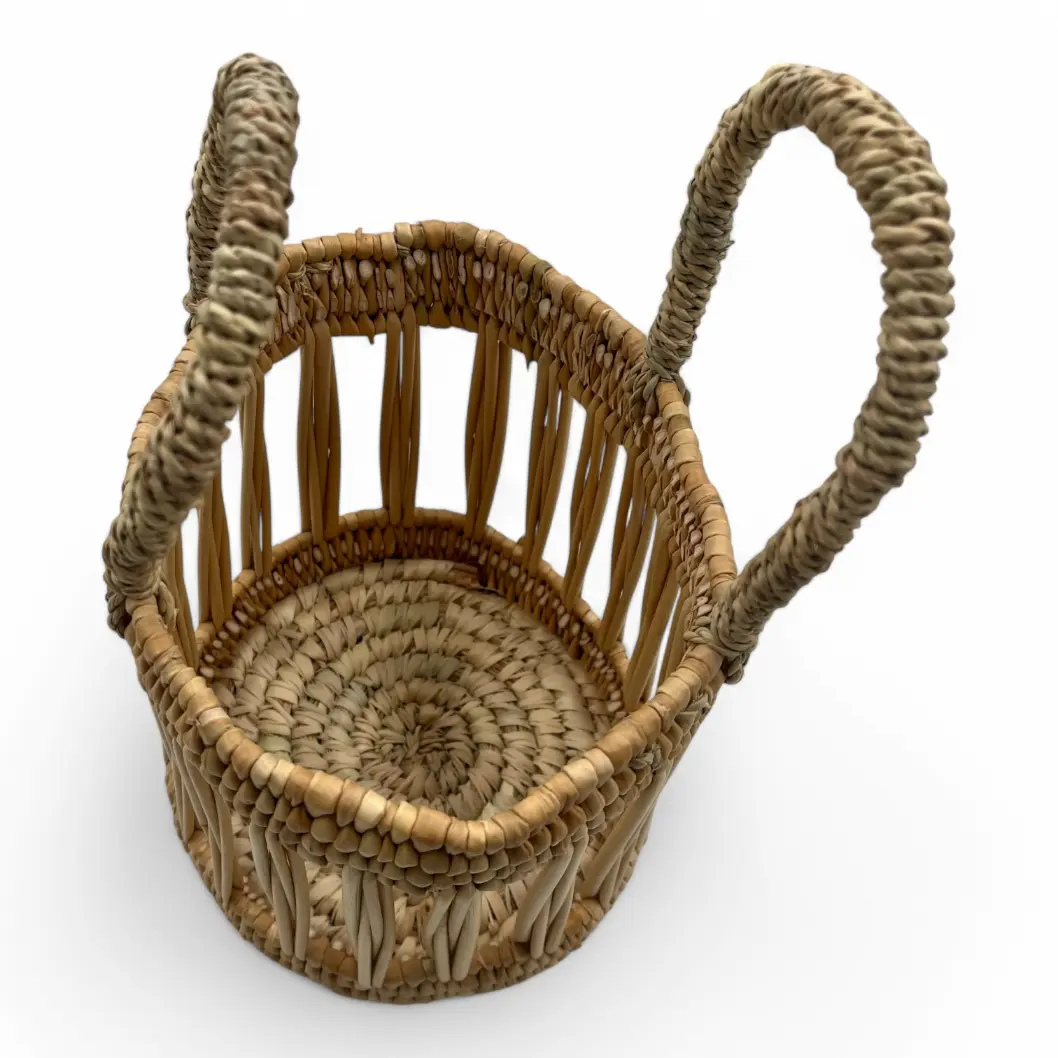 Bolso de mano redondo de junquillo con asa mano